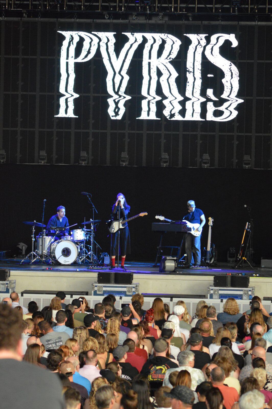 Photos: ARKAI and PVRIS S.G. For Lindsey Stirling Image