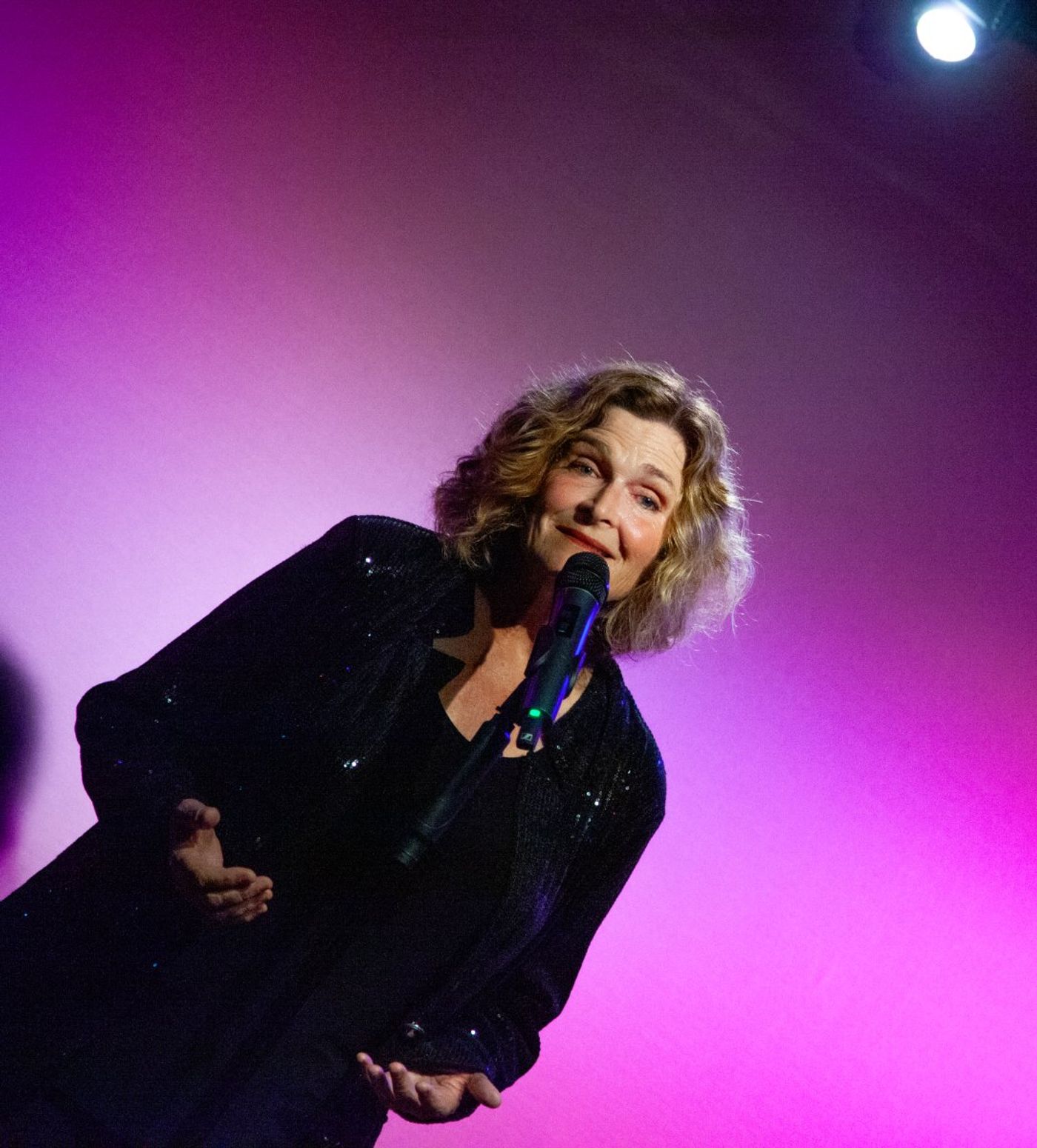 Review: Therese Lee Mines Gold With PENNIES FROM HEAVEN at Don't Tell Mama Image