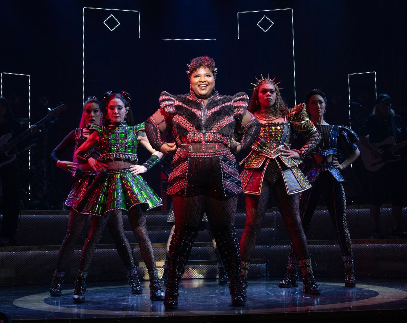 Photos: First Look at Chloe Tucker Caine, Stephanie Jae Park & More in SIX on Broadway Image