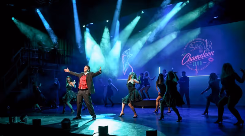 Review: FLASHDANCE by Vantaan Musiikkiteatteri Image