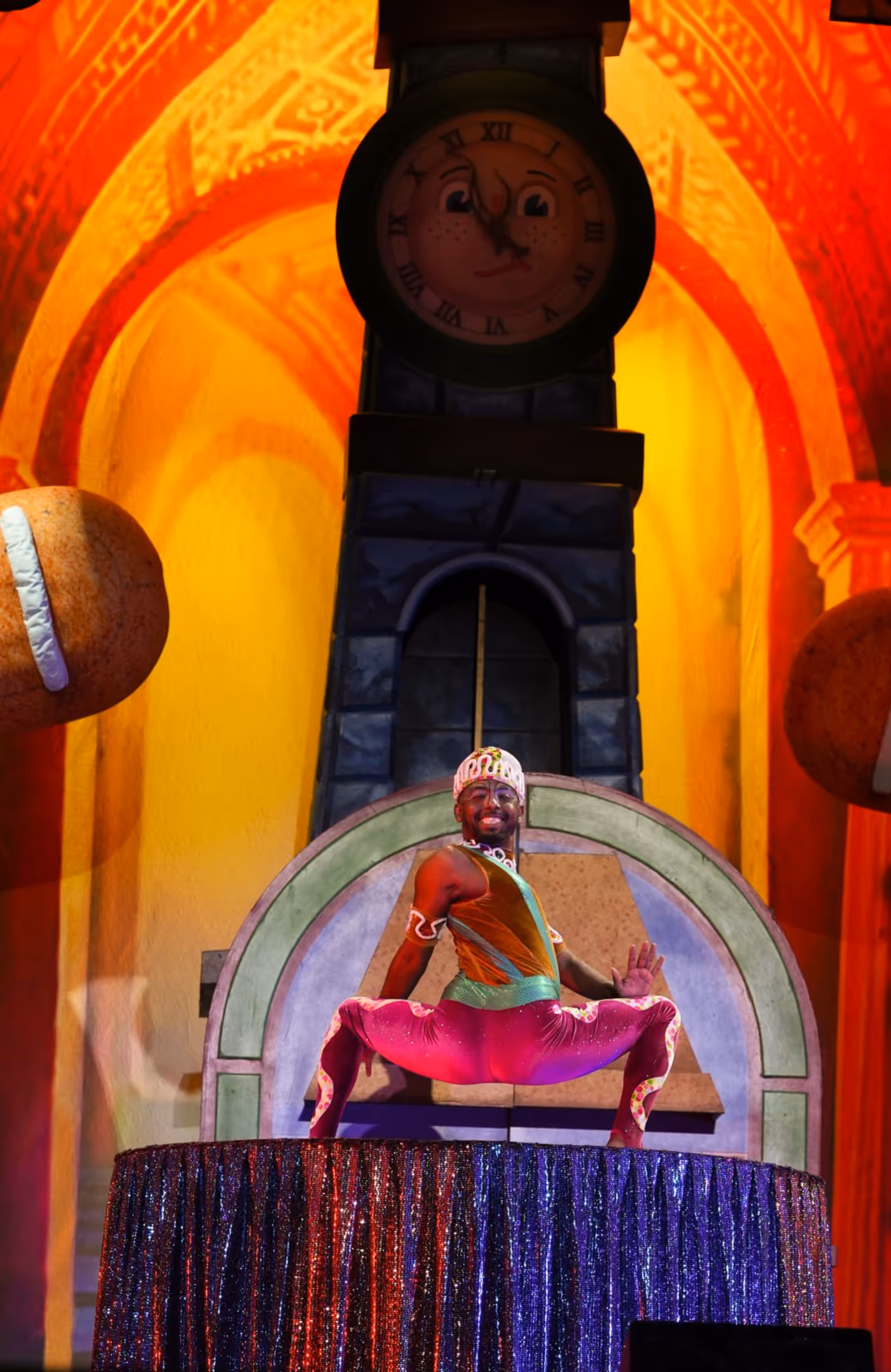 Photos: Cirque Dreams Holidaze Comes To Greensboro With A Reimagined Holiday Spectacular Image