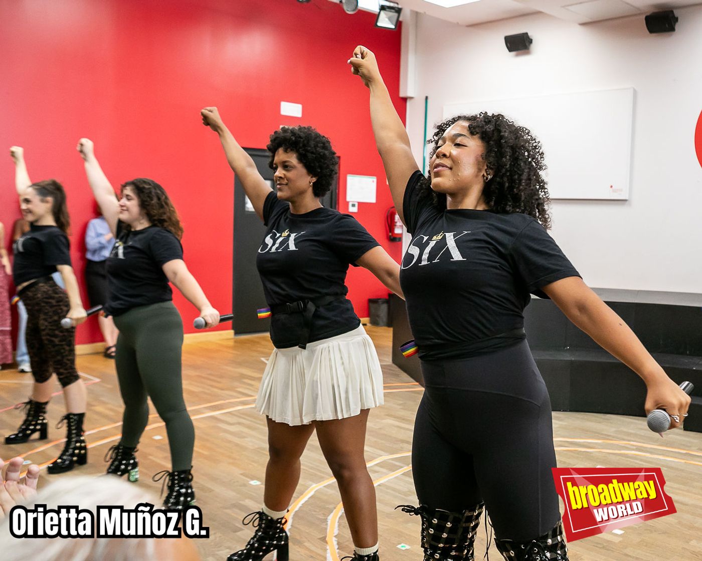 PHOTOS: Nos colamos en los ensayos de SIX EL MUSICAL en Madrid Image