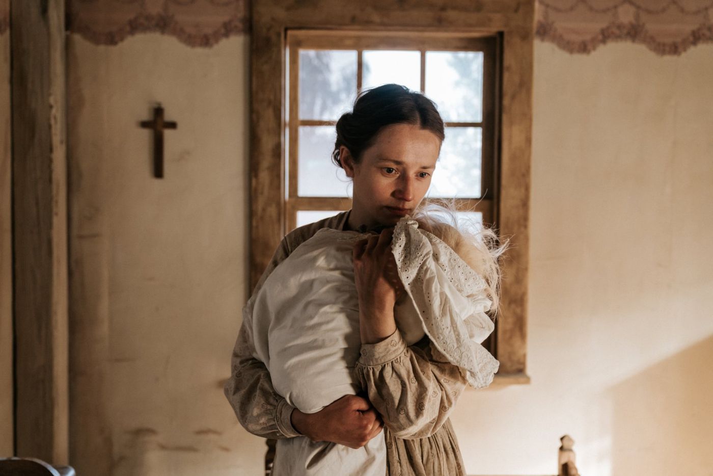 Photos: A PRAYER FOR THE DYING Trailer Starring Johnny Flynn, John C. Reilly to Debut Image