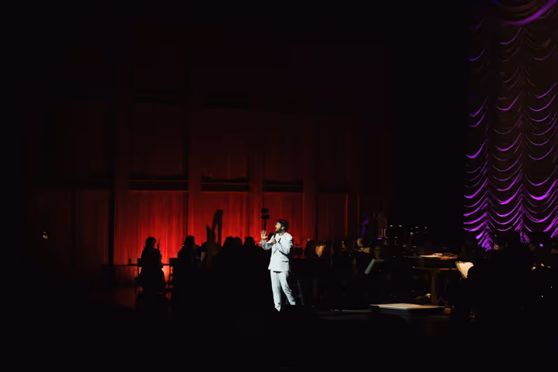 Review: STAGE, SCREEN, AND SYMPHONY with Josh Groban and the NSO, Sean O’Loughlin Conductor at Wolf Trap Image