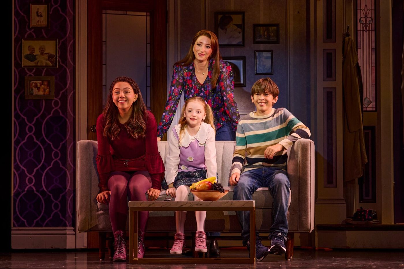 Photos: First Look at MRS. DOUBTFIRE UK & Ireland Tour Image