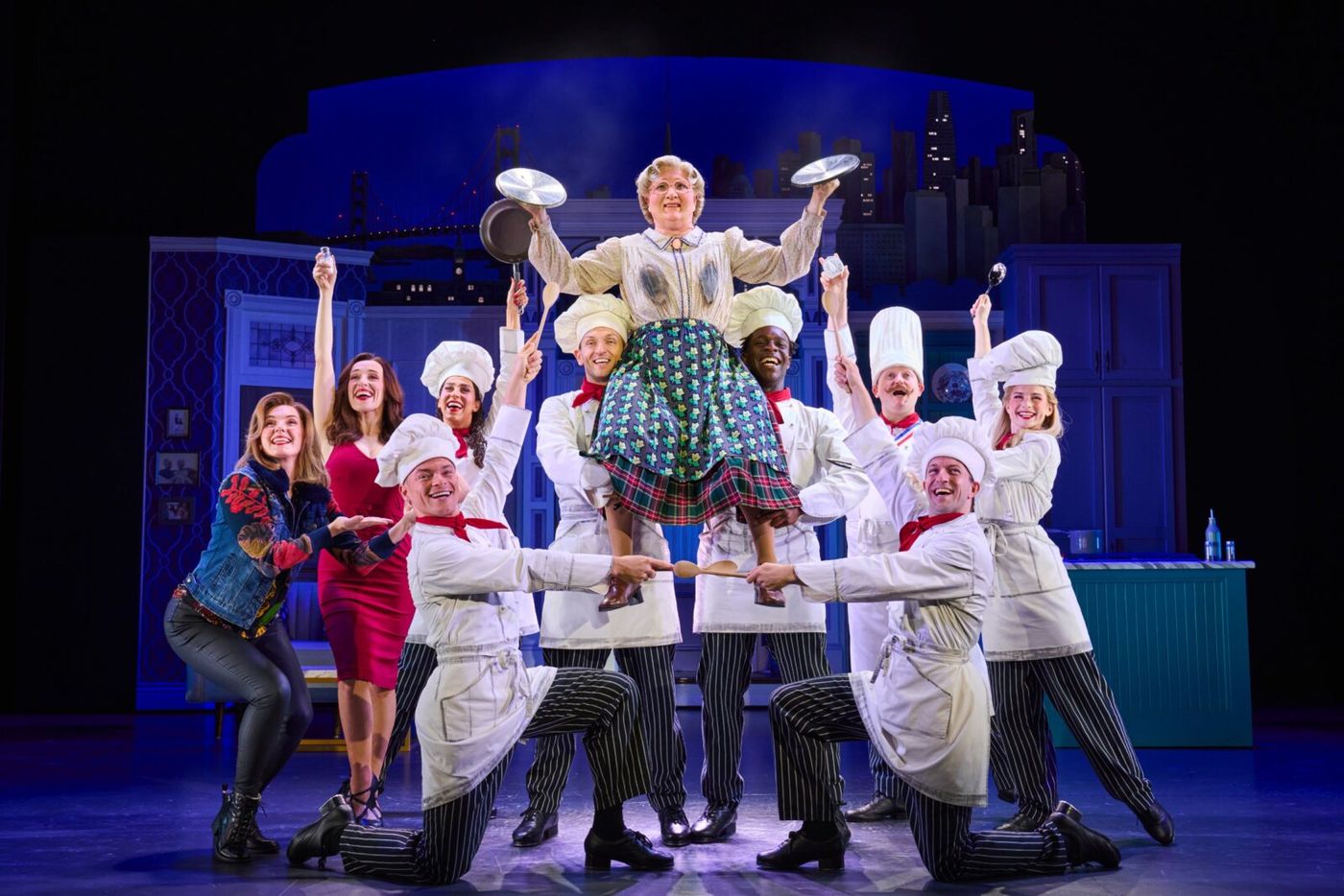 Photos: First Look at MRS. DOUBTFIRE UK & Ireland Tour Image