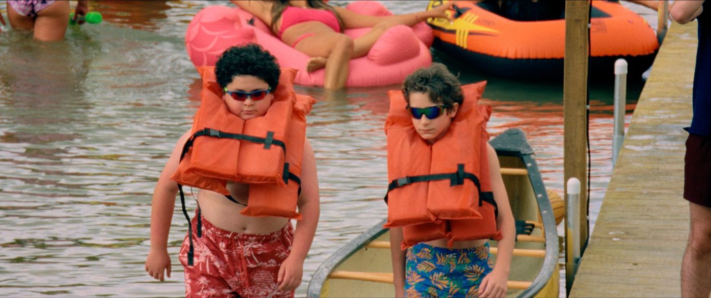 Photos: TINY FUGITIVES Trailer Starring Johnny Knoxville to Debut in Theaters Image