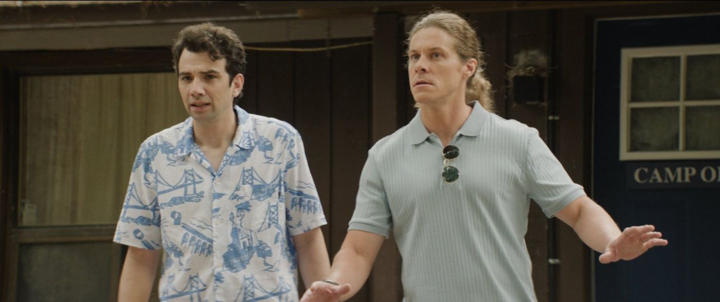 Photos: TINY FUGITIVES Trailer Starring Johnny Knoxville to Debut in Theaters Image