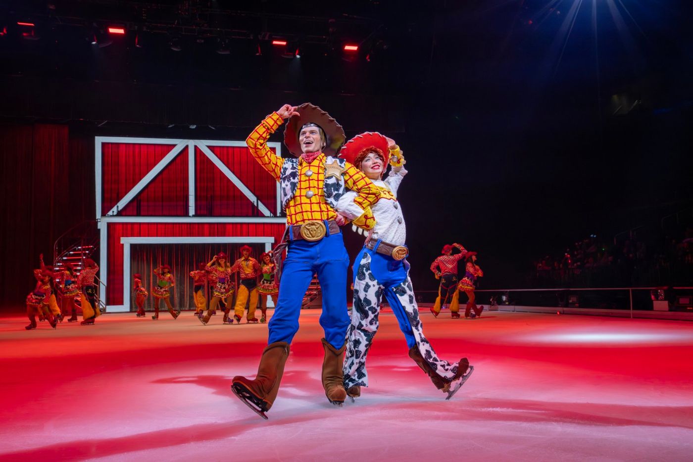 Photos: DISNEY ON ICE: SPOTLIGHT MAGIC! to Skate Into Sunrise's Amerant Bank Arena Image