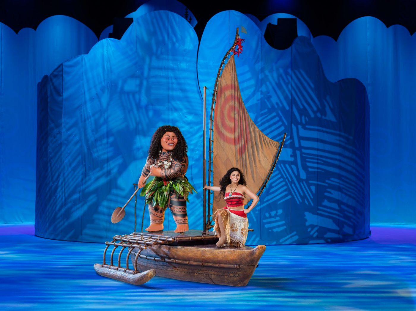 Photos: DISNEY ON ICE: SPOTLIGHT MAGIC! to Skate Into Sunrise's Amerant Bank Arena Image