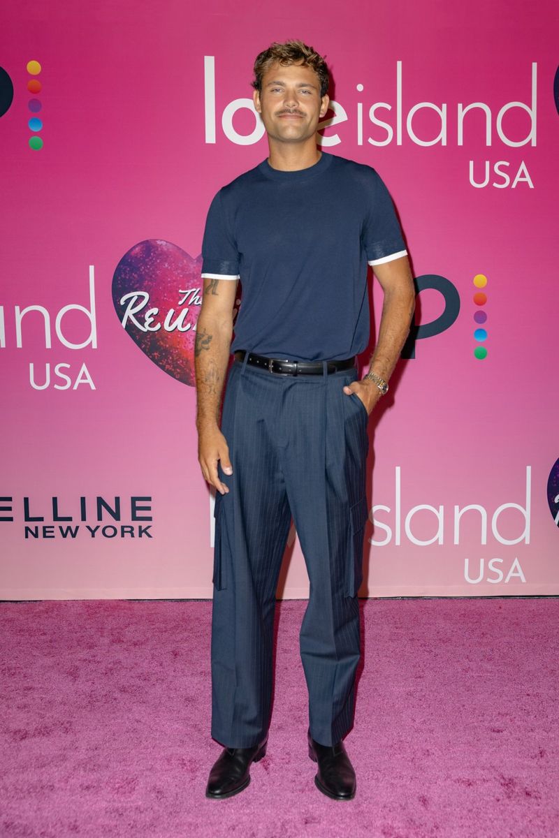 Photos: LOVE ISLAND USA Renewed for Season Nine, Ariana Madix to Return as Host — photo 9 of 32