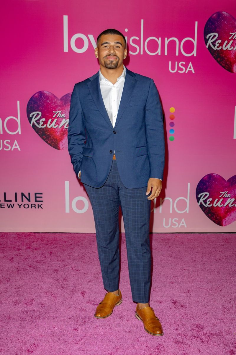 Photos: LOVE ISLAND USA Renewed for Season Nine, Ariana Madix to Return as Host — photo 11 of 32