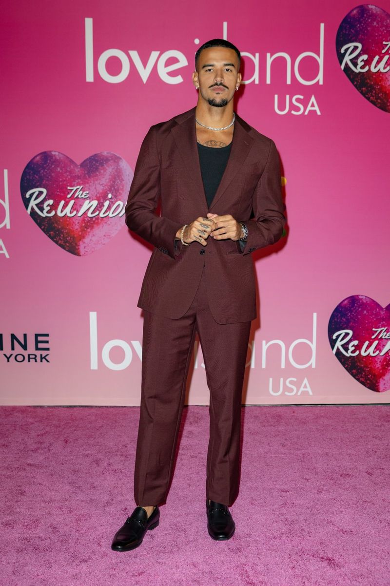 Photos: LOVE ISLAND USA Renewed for Season Nine, Ariana Madix to Return as Host — photo 20 of 32