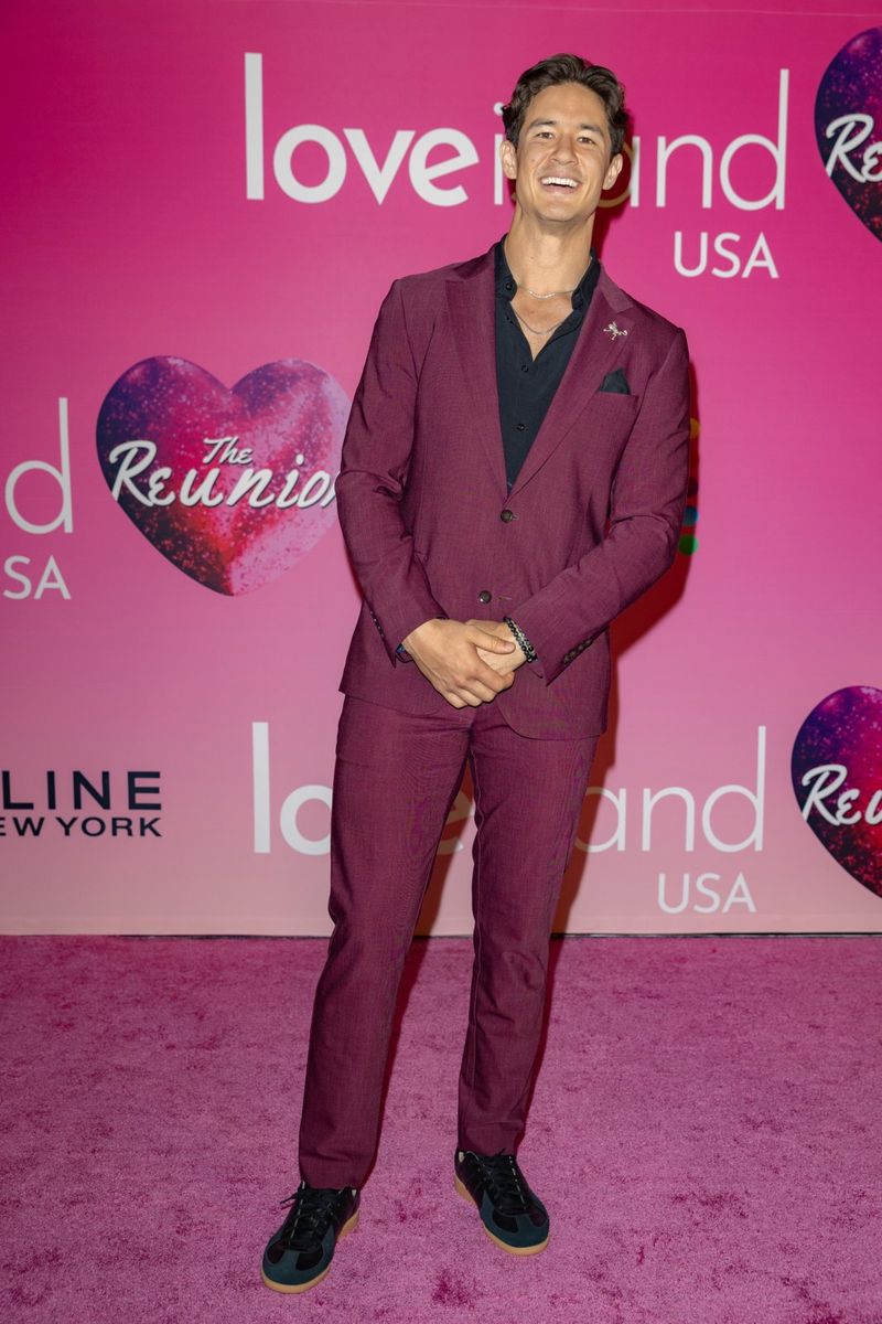 Photos: LOVE ISLAND USA Renewed for Season Nine, Ariana Madix to Return as Host — photo 29 of 32