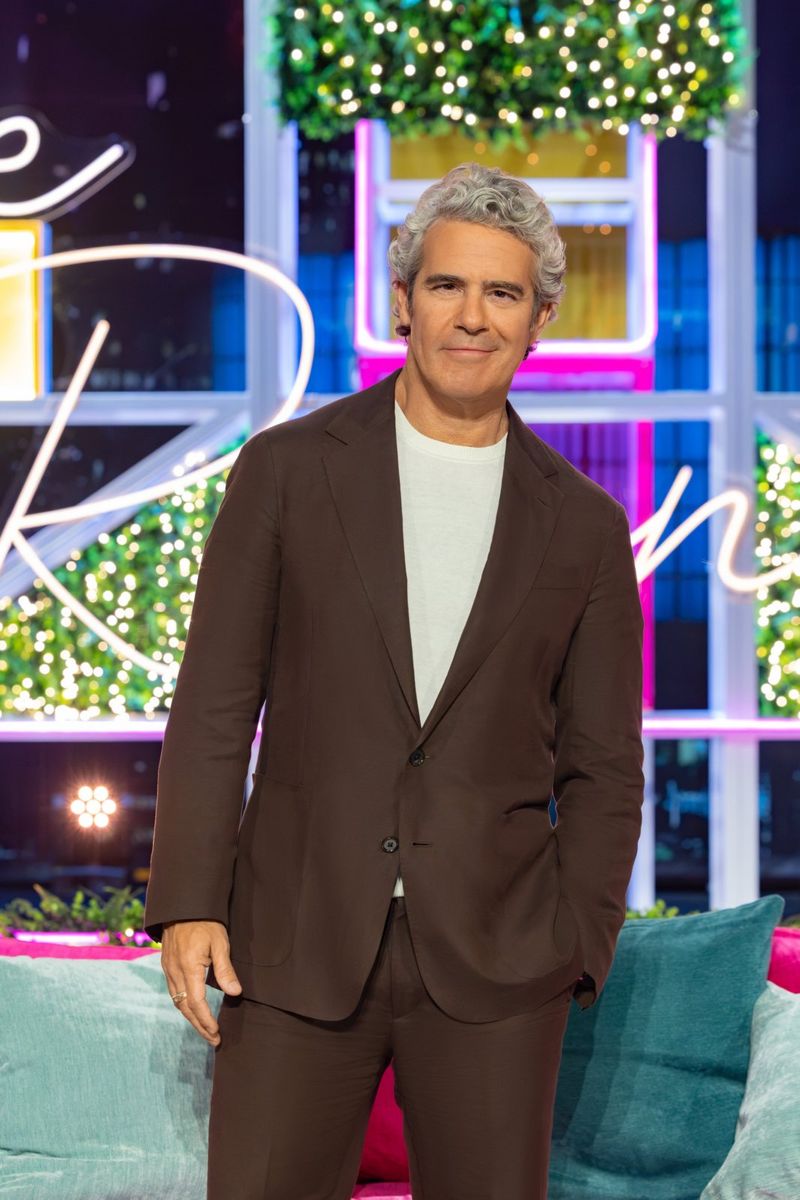 Photos: LOVE ISLAND USA Renewed for Season Nine, Ariana Madix to Return as Host — photo 2 of 32