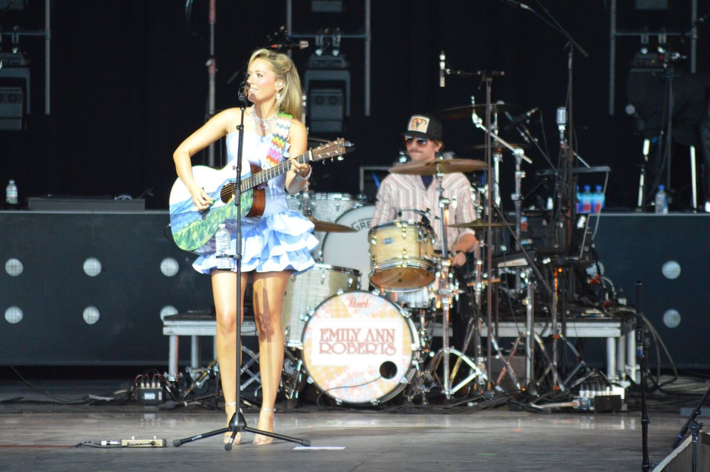 Photos: Emily Ann Roberts and Conner Smith SG for Thomas Rhett Image