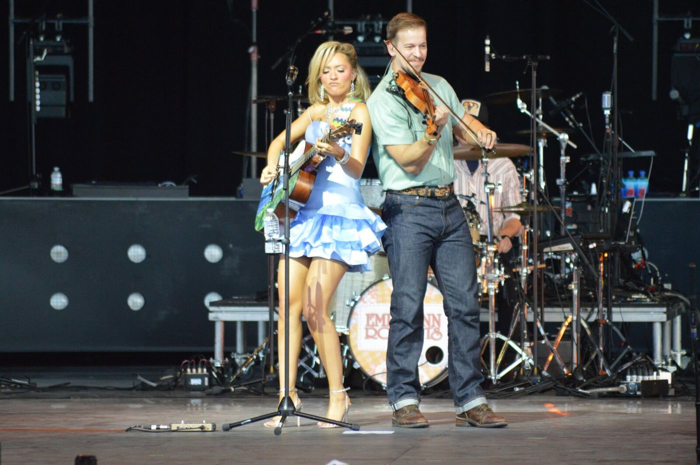 Photos: Emily Ann Roberts and Conner Smith SG for Thomas Rhett Image