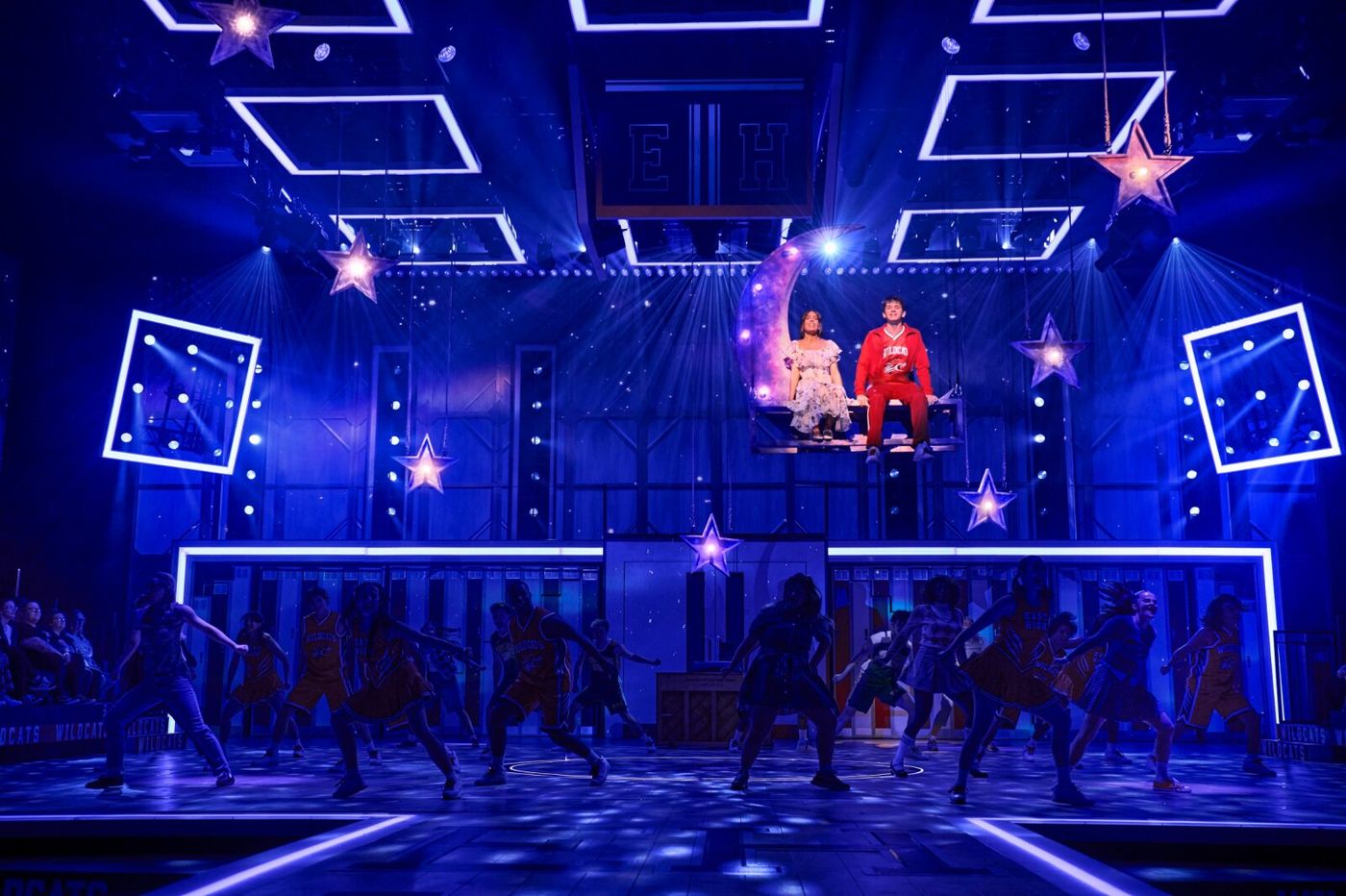 Photos/Video: KayCee Stroh, Jason Donovan, and More in HIGH SCHOOL MUSICAL Image