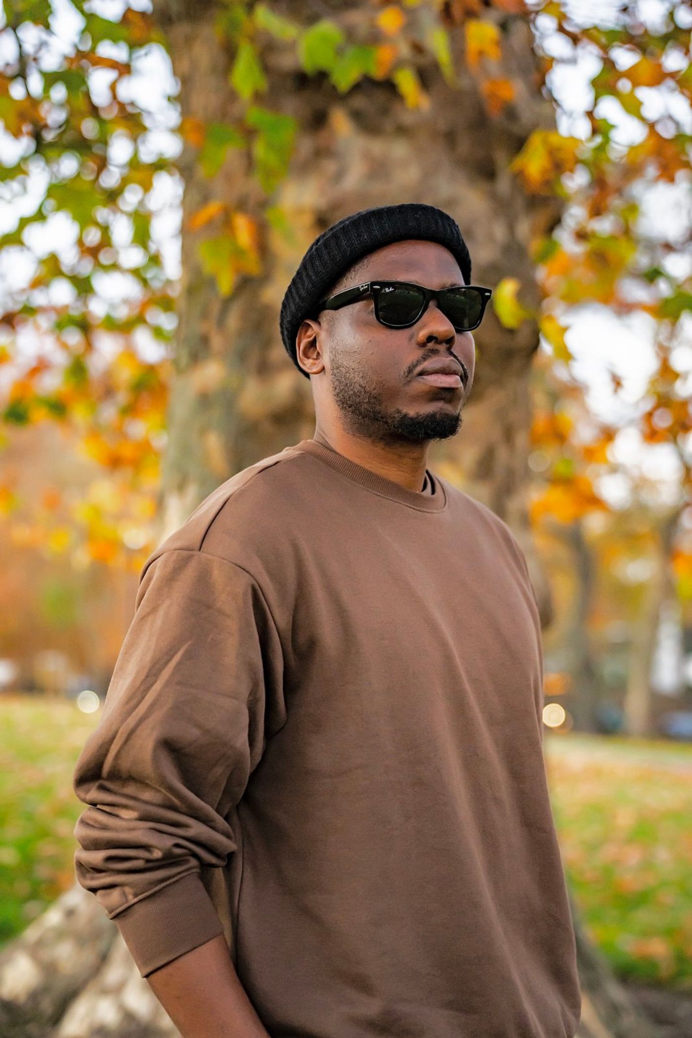 Photos: Zoe Kypri Joins 40D on Sondela Recordings Single HOLDING ON Image