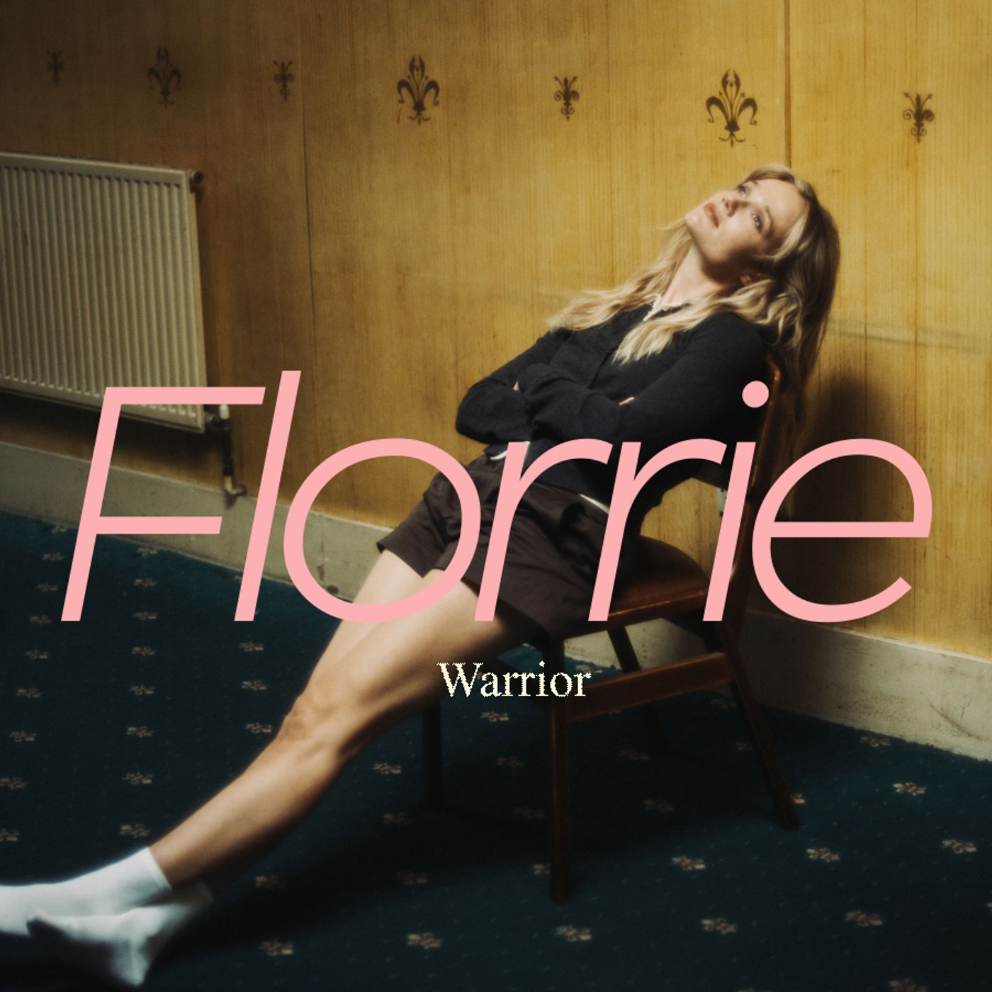 Photos: Florrie Releases 'CATCH YOU IF YOU FALL' Single From MAGIC FOR A WHILE Album Image