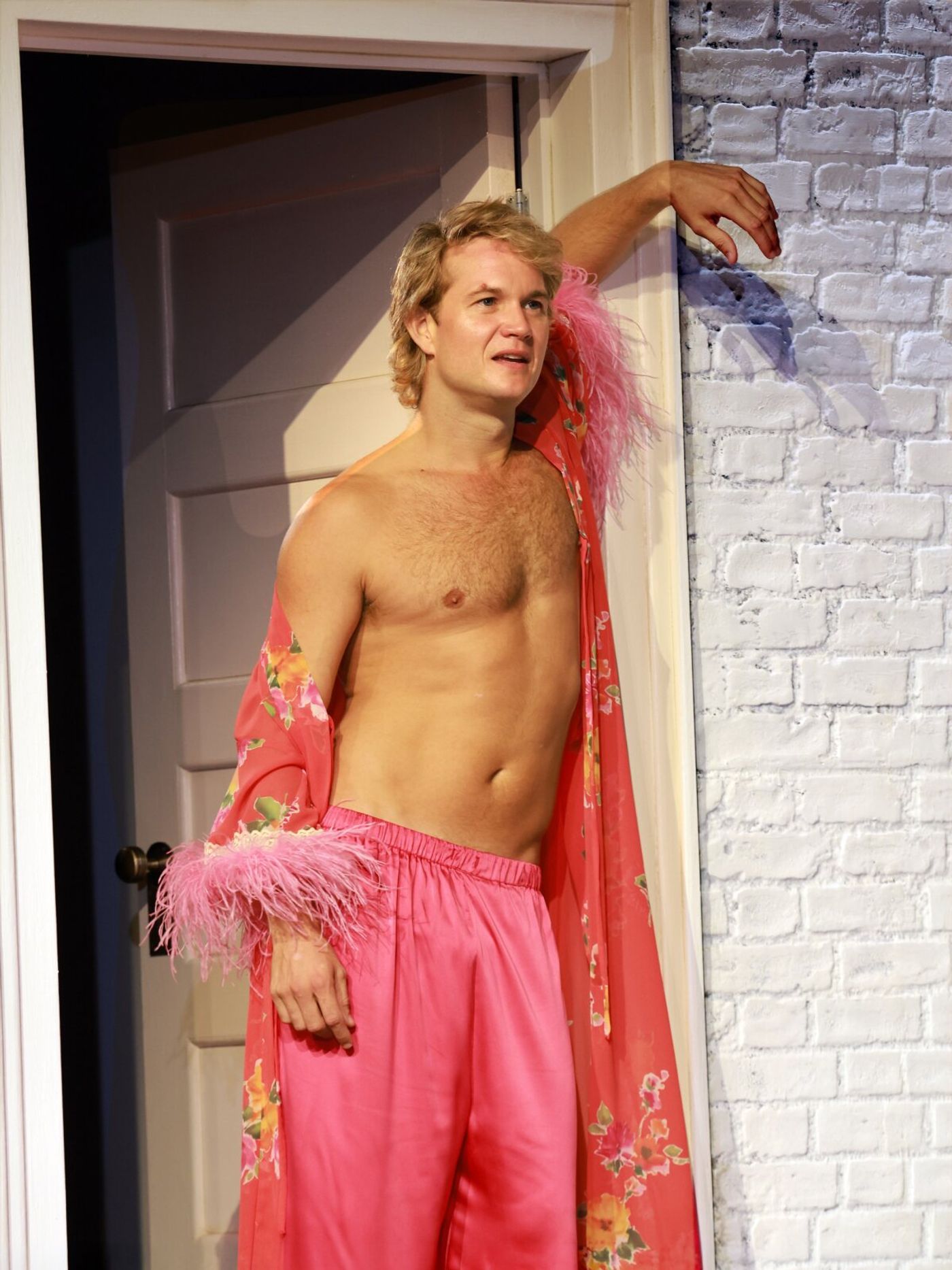 Photos: Tracy-Ann Oberman and More in Noël Coward’s PRESENT LAUGHTER Image