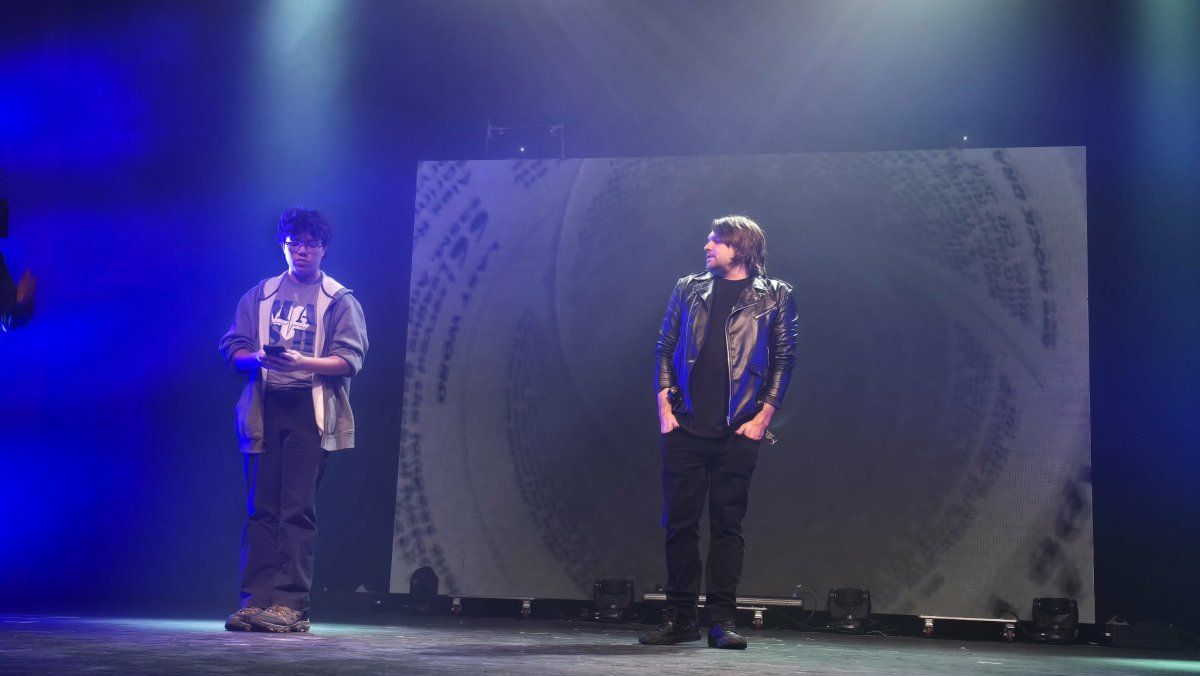 Review: JONATHAN ERLANDSON MAGIC at The Historic Malco Theatre in Hot Springs Image