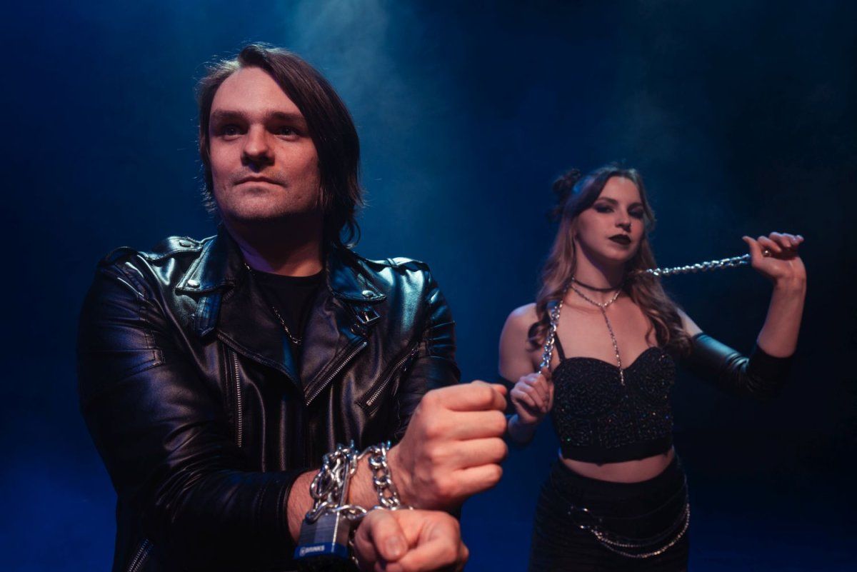 Review: JONATHAN ERLANDSON MAGIC at The Historic Malco Theatre in Hot Springs Image