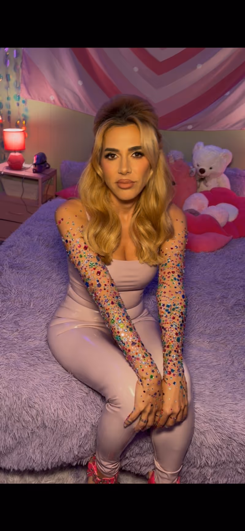 Photos: Michelle Kash Releases New Single SALVATION — photo 1 of 6