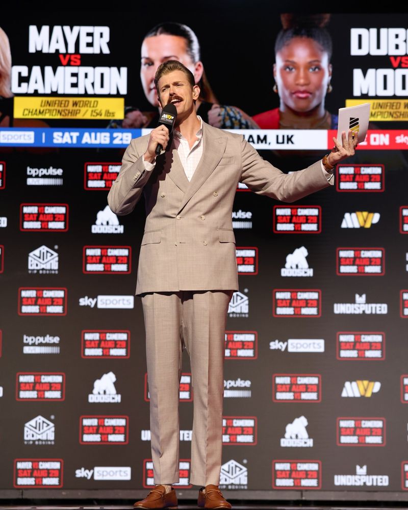 Photos: Mikaela Mayer, Chantelle Cameron Make Weight for MVPW-06 Title Clash — photo 32 of 40