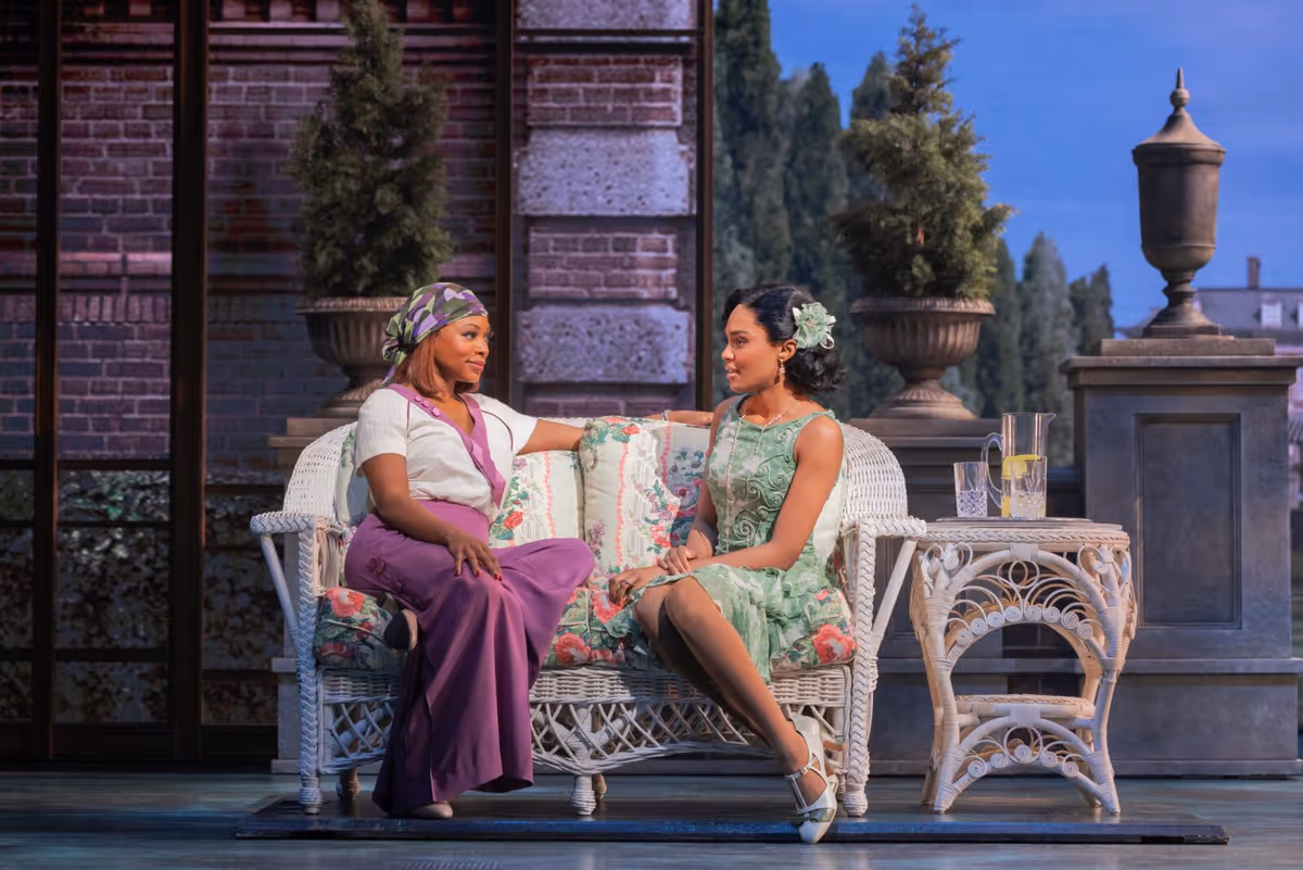 Naturi Naughton-Lewis & China Anne McClain at Photos: China Anne McClain, Ryan McCartan and More in THE GREAT GATSBY