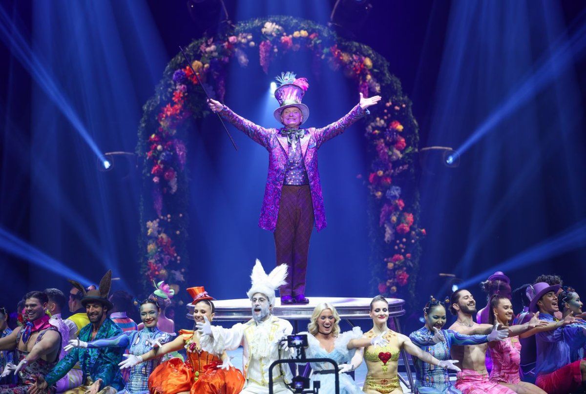 Review: CIRQUE ALICE at The Civic is a Wondrous Spectacular Image