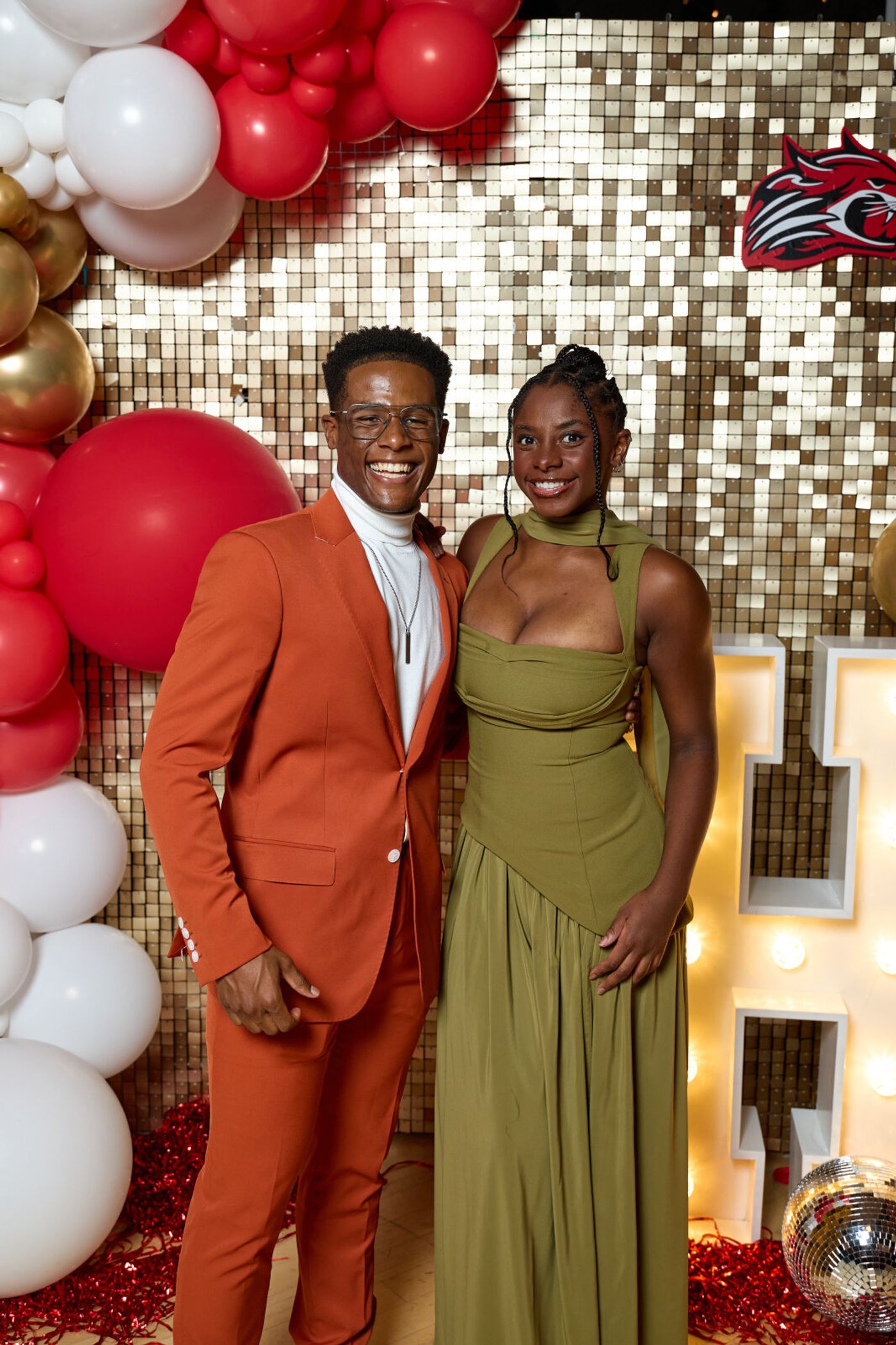 Photos: Opening Night of Disney's HIGH SCHOOL MUSICAL At Lowry, Salford Image