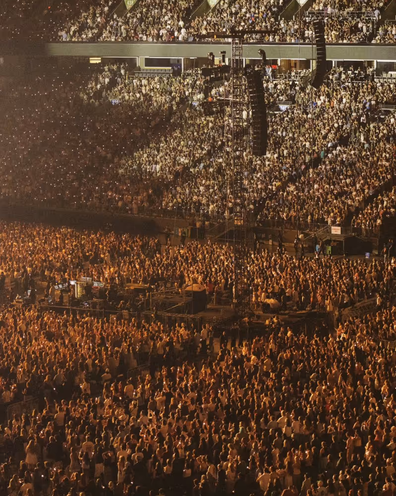 Review: Noah Kahan Brings THE GREAT DIVIDE Tour to a Sold-Out BC Place Image