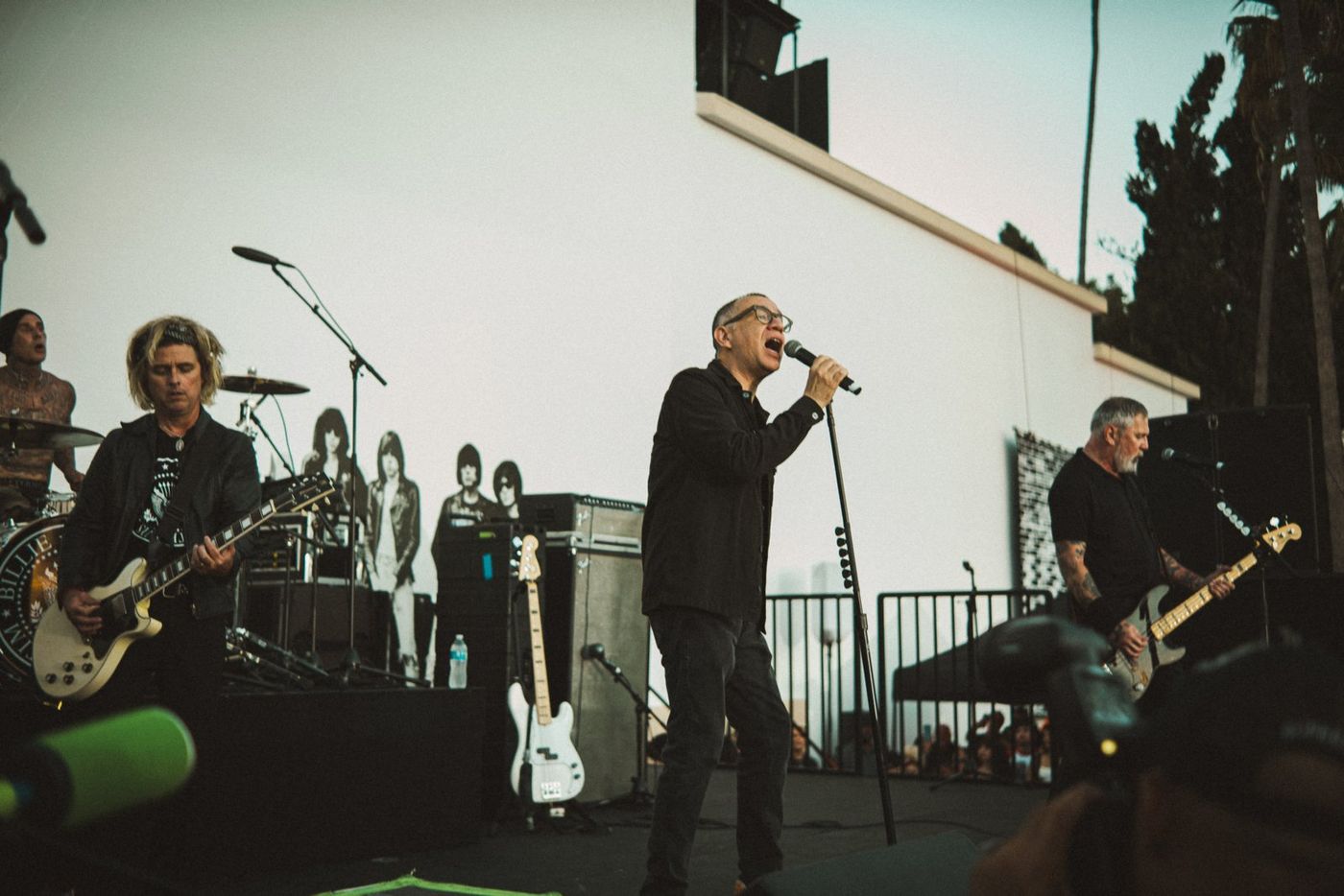 Photos: CRETIN FAMILY, Billy Idol Headline Ramones 50th Anniversary Tribute Image