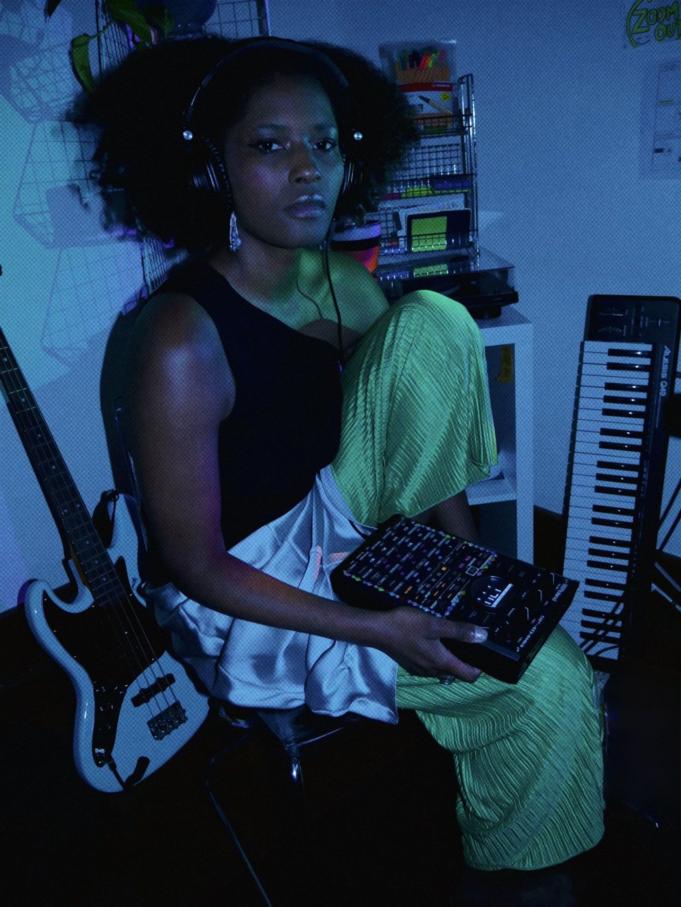 Photos: megiapa Shares New Track & Video for