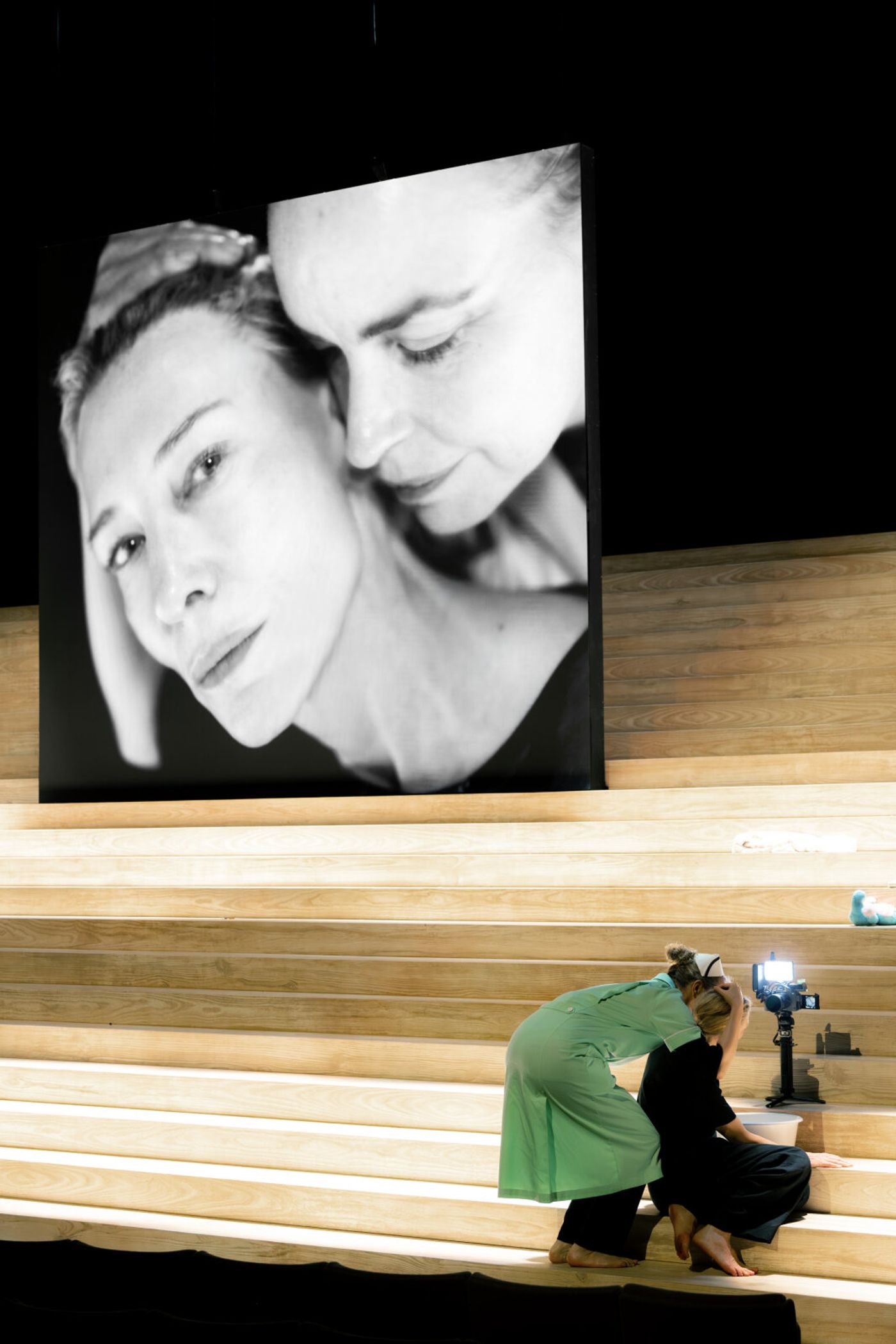 Photos: Cate Blanchett and Nina Hoss in ELECTRA/PERSONA at the National Theatre Image