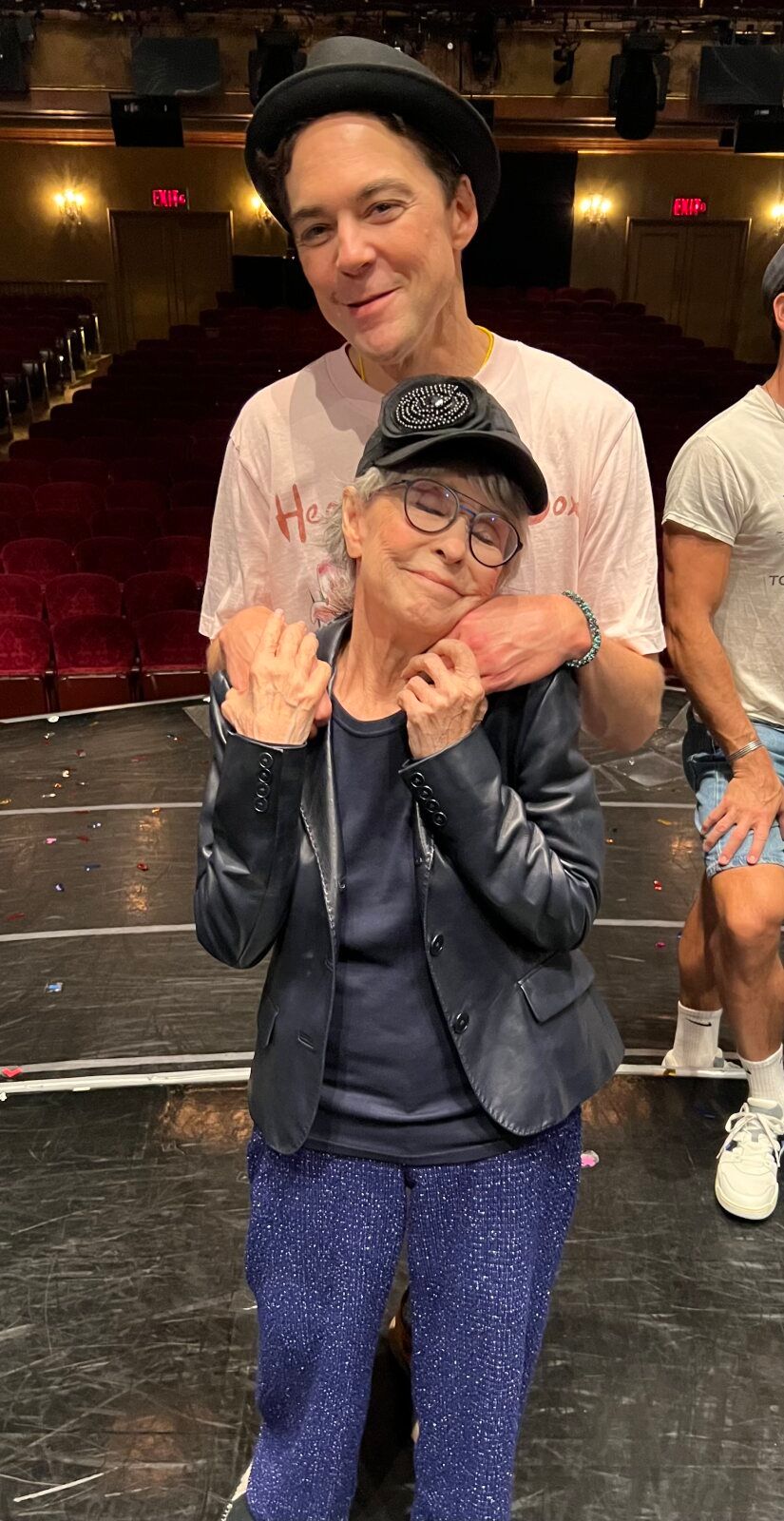 Photos: Rita Moreno Visits TITANIQUE on Broadway Image