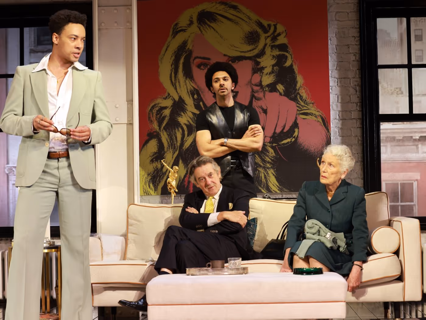 Review: PRESENT LAUGHTER, starring Tracy-Ann Oberman, Theatre Royal Bath Image