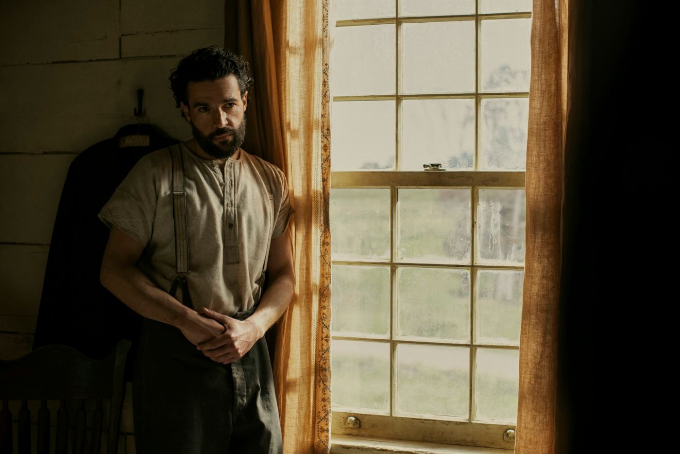 Photos: EAST OF EDEN Main Trailer and New Images Released Ahead of Netflix Premiere Image