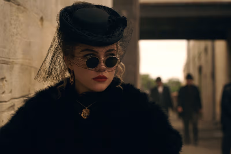 Photos: EAST OF EDEN Main Trailer and New Images Released Ahead of Netflix Premiere — photo 9 of 11
