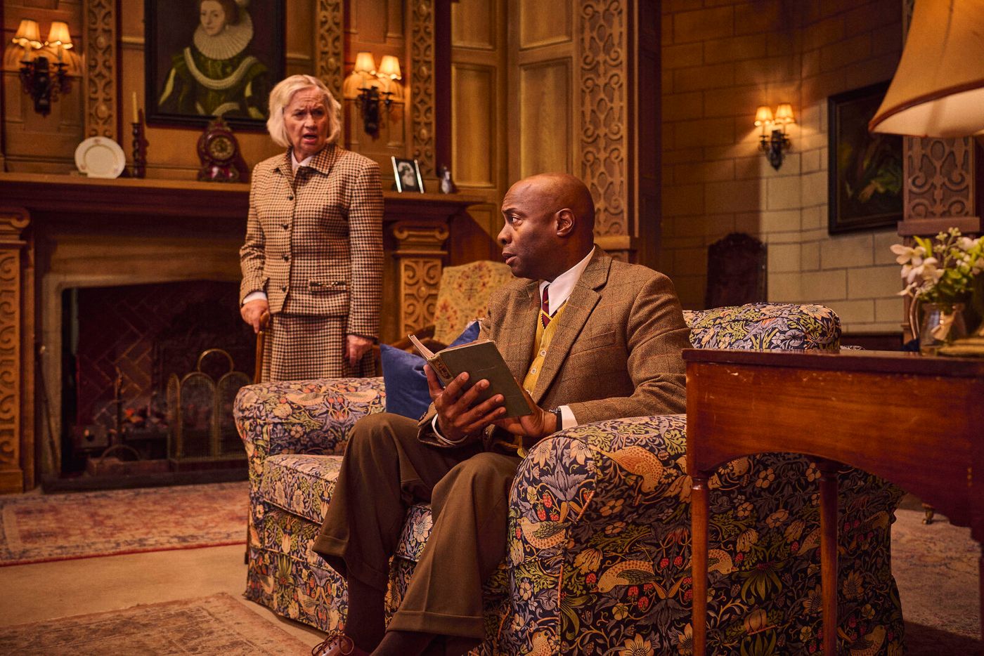 Photos: First Look at THE MOUSETRAP 75th Anniversary UK Tour Cast Image