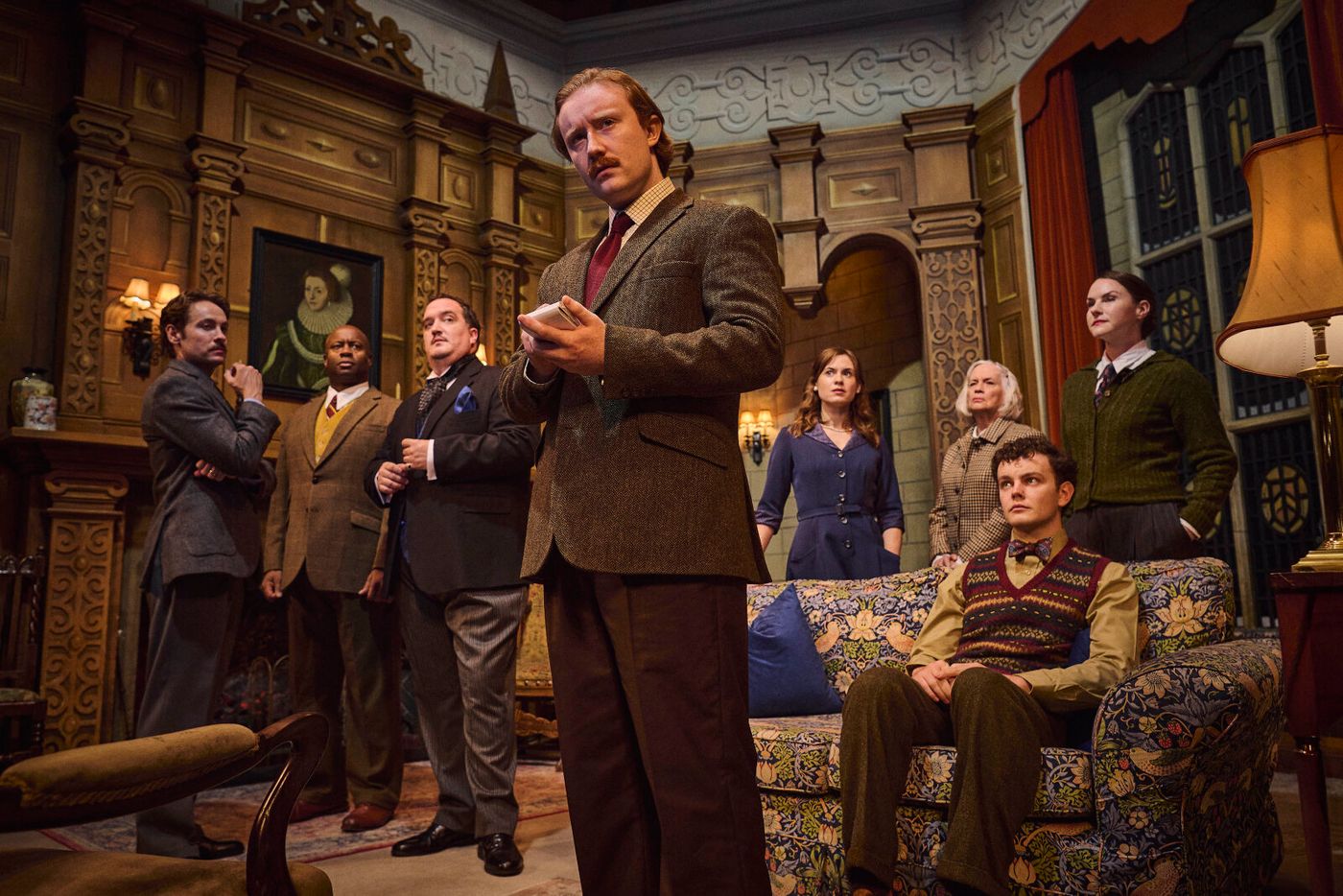 Photos: First Look at THE MOUSETRAP 75th Anniversary UK Tour Cast Image