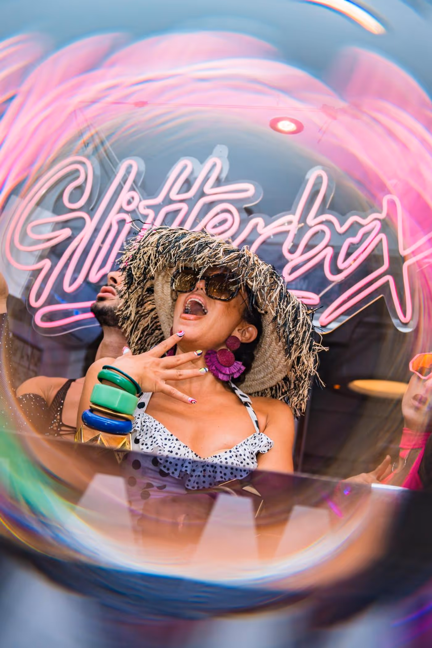 Photos: Laura & Santiago to Headline Seven-Week Residency at Café Mambo Ibiza Image
