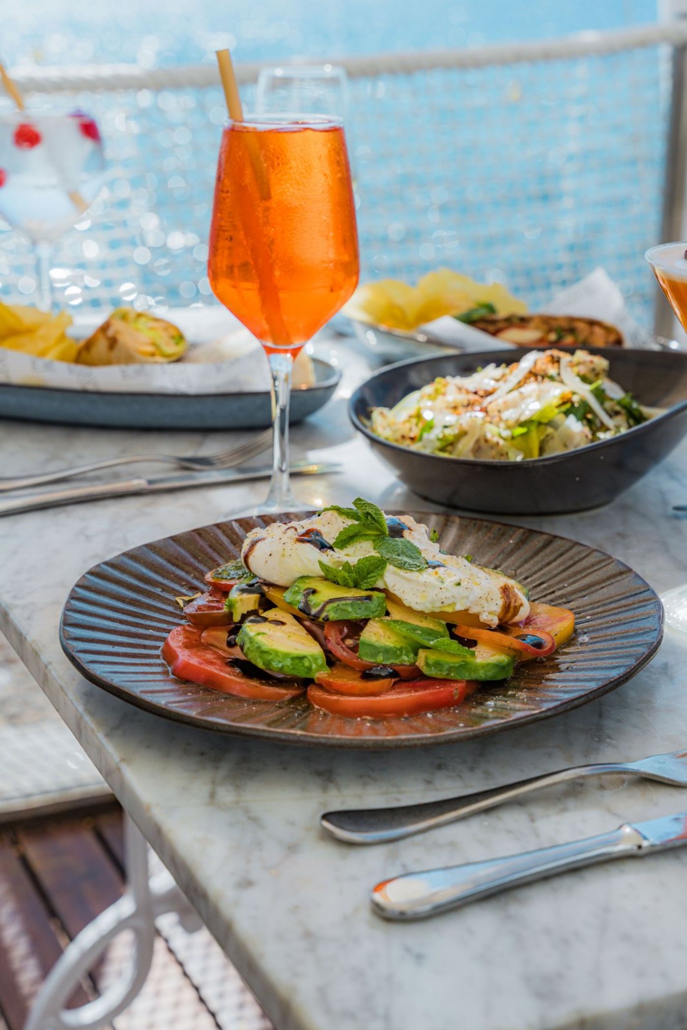Photos: Laura & Santiago to Headline Seven-Week Residency at Café Mambo Ibiza Image