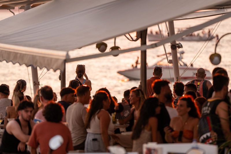 Photos: Laura & Santiago to Headline Seven-Week Residency at Café Mambo Ibiza — photo 19 of 37