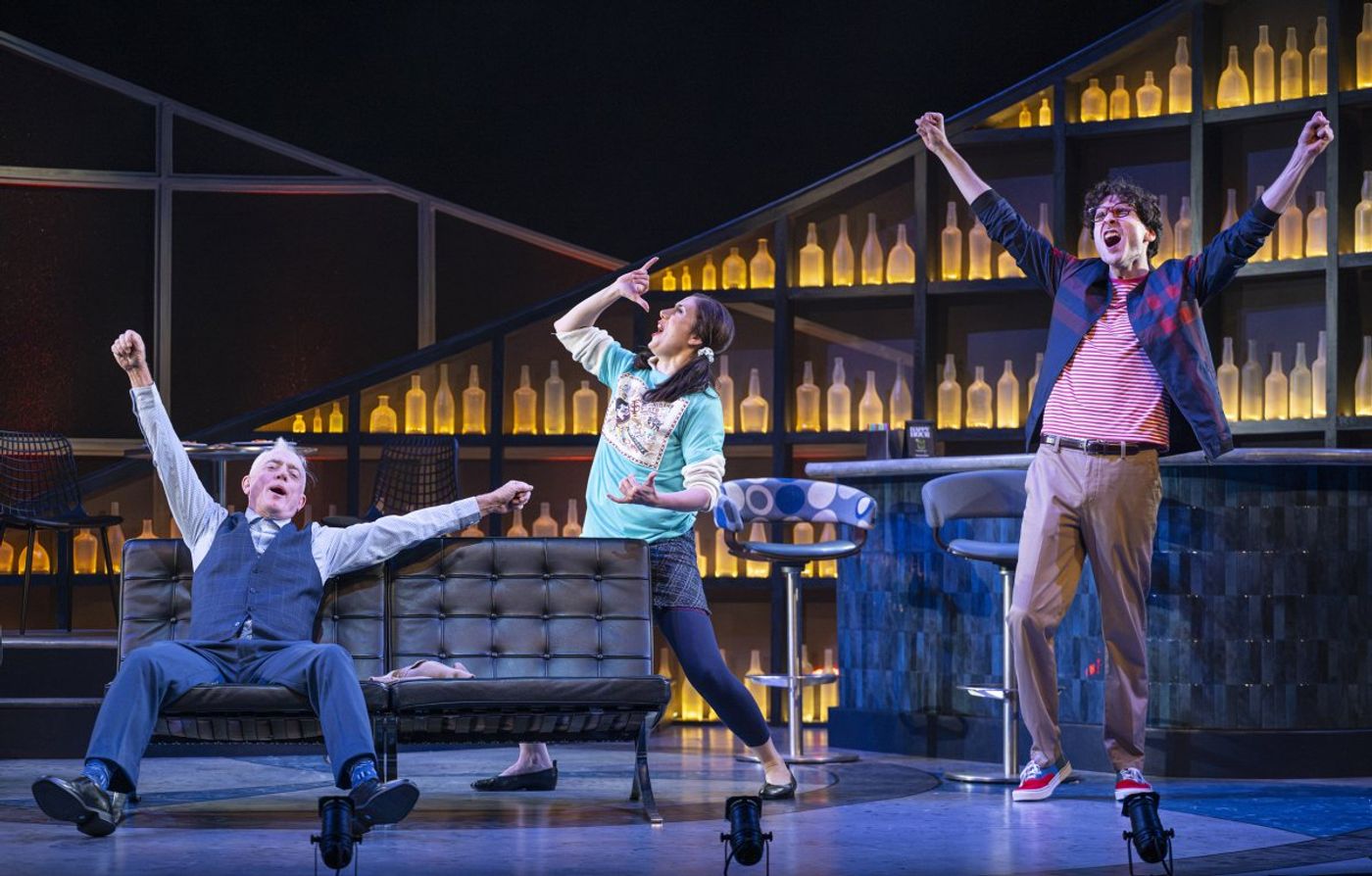 Review: THW WHITE CHIP at Marin Theatre Image
