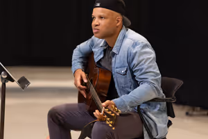Ensemble member Glenn Davis Photo