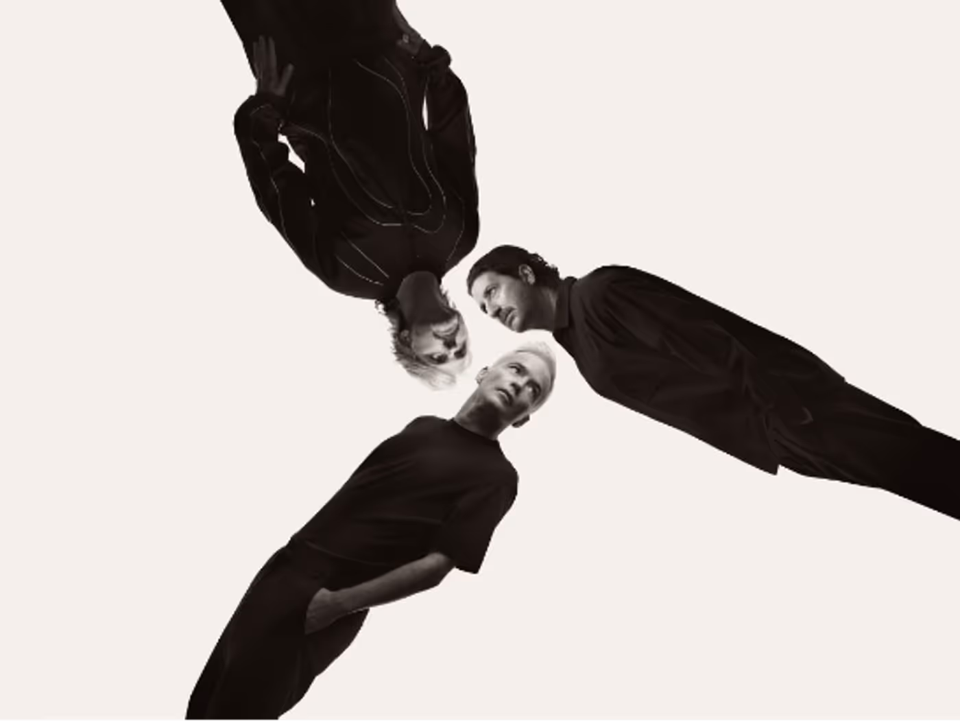 Photos: THE AVALANCHES to Release NO BAD MEMORIES Album, Share Track Listing Image