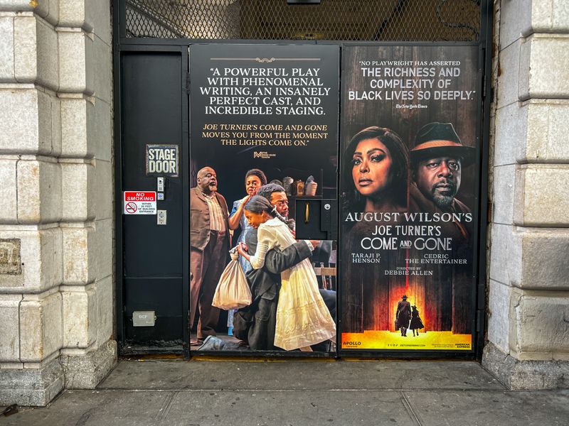 How to Stage Door on Broadway: Everything You Need to Know Image