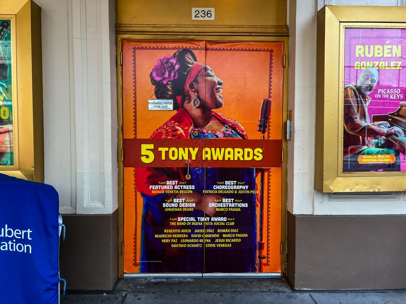 How to Stage Door on Broadway: Everything You Need to Know Image
